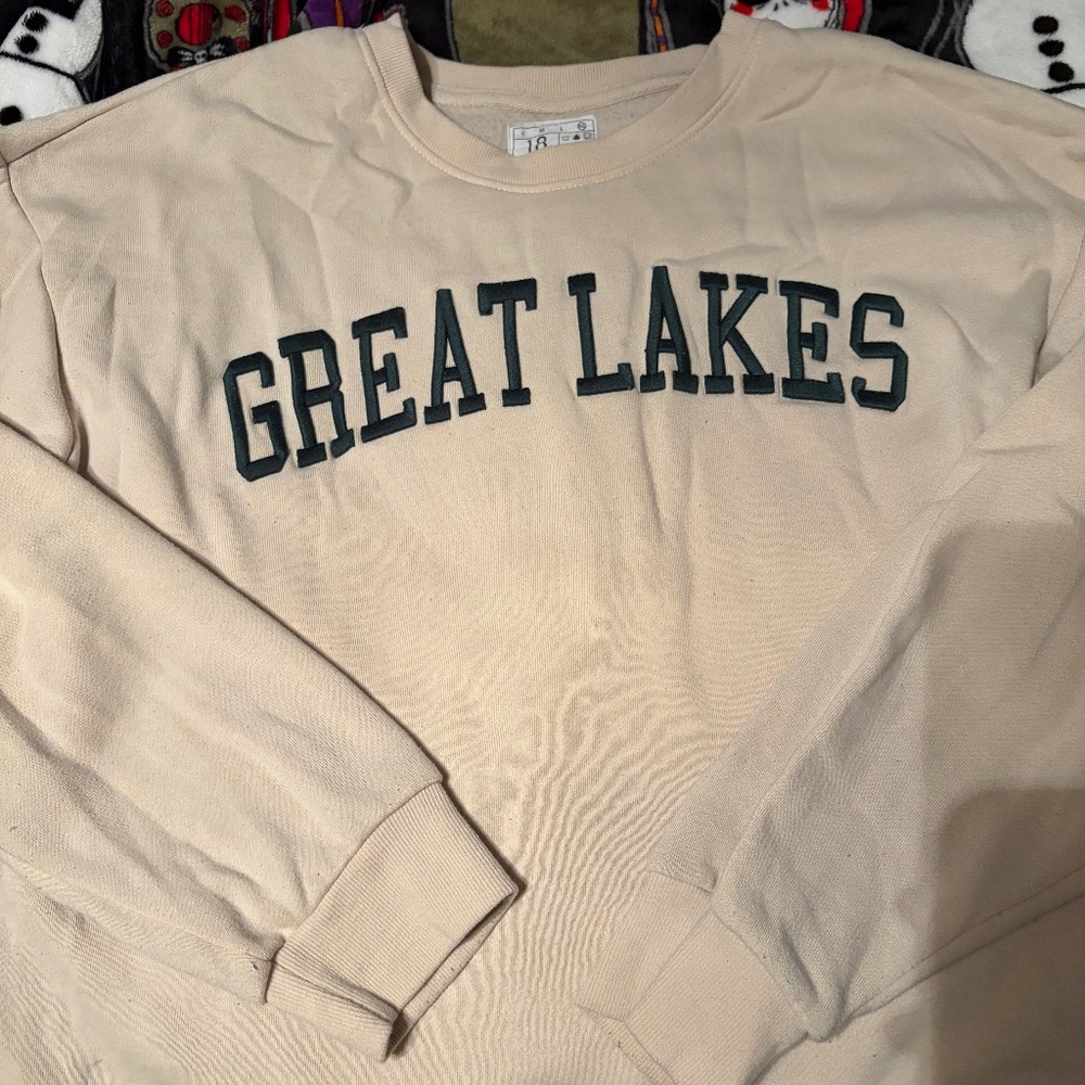 Great Lakes sweatshirt